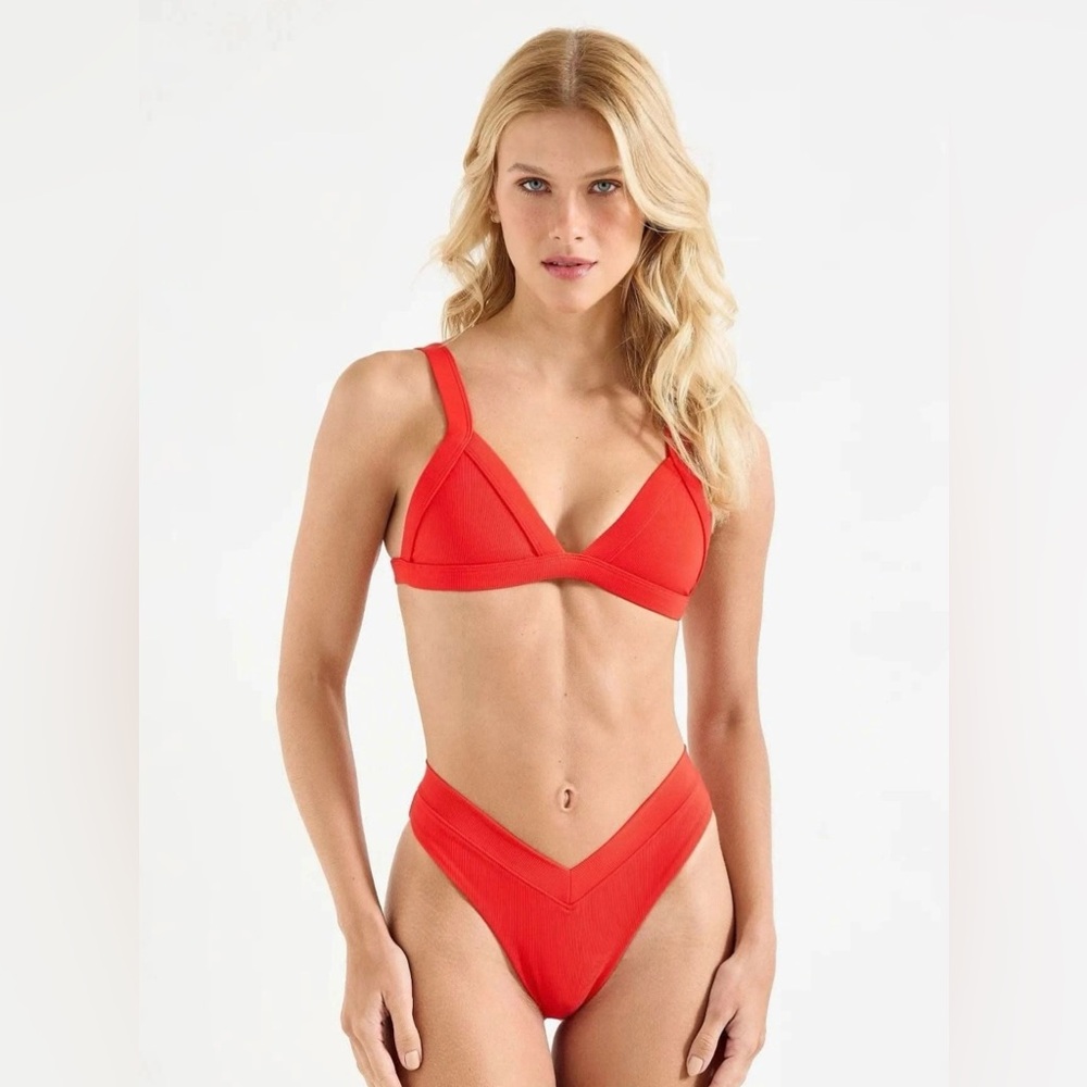 Vibrant Red Bikini Set - image 1